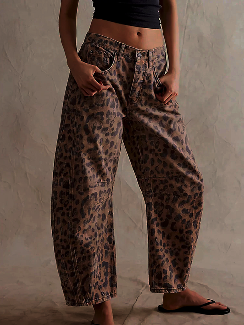 Stylish Leopard Print Barrel Jeans - Trendy Casual Wear