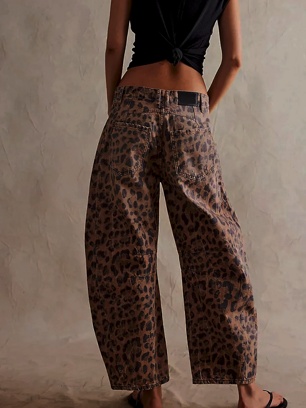 Stylish Leopard Print Barrel Jeans - Trendy Casual Wear
