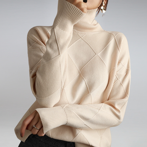 Luxurious Cashmere Turtleneck Sweater for Women - Relaxed Fit