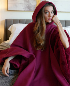 Cozy Sherpa Hoodie Blanket – Ultimate Comfort Cocoon