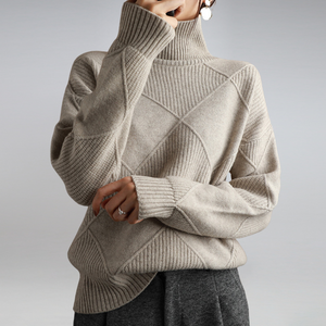 Luxurious Cashmere Turtleneck Sweater for Women - Relaxed Fit