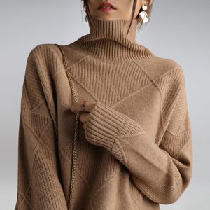 Luxurious Cashmere Turtleneck Sweater for Women - Relaxed Fit