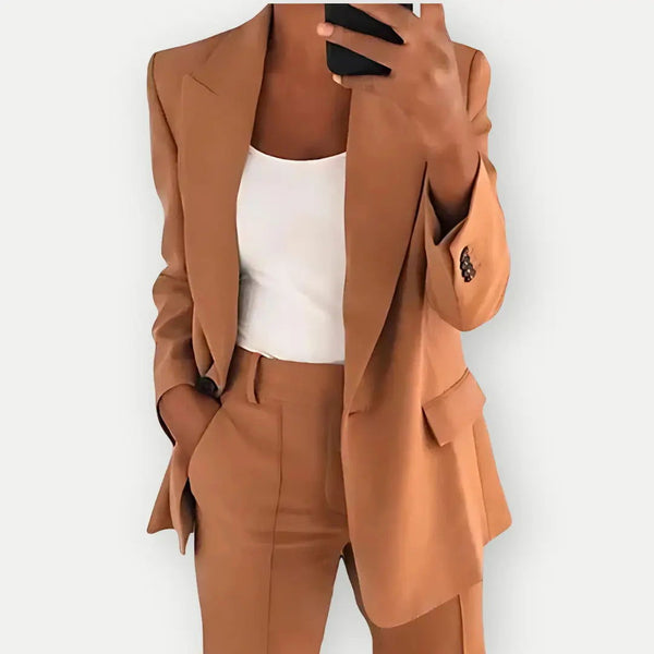 Stylish Women's Trouser Suit Ensemble