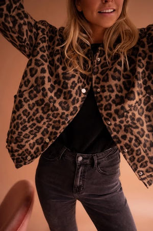 Stylish Women's Leopard Print Bomber Jacket