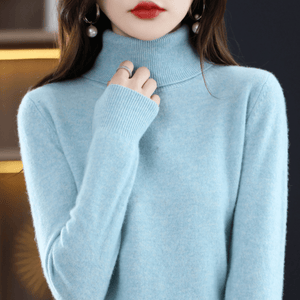Luxurious Women's Cashmere Turtleneck Sweater