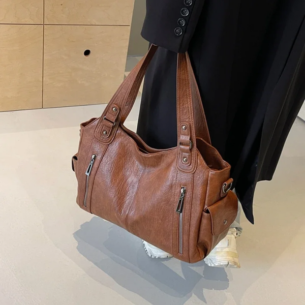 Chic Amber Shoulder Bag Elegant Design