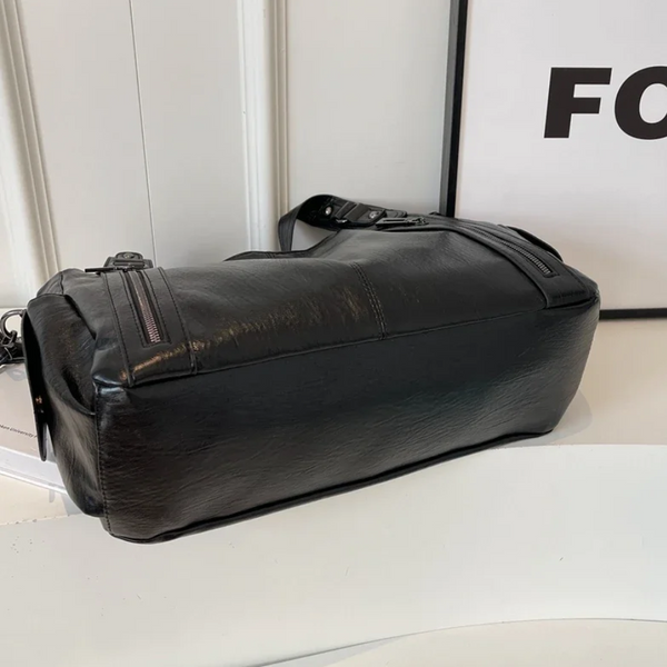 Chic Amber Shoulder Bag Elegant Design