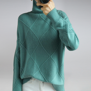 Luxurious Cashmere Turtleneck Sweater for Women - Relaxed Fit