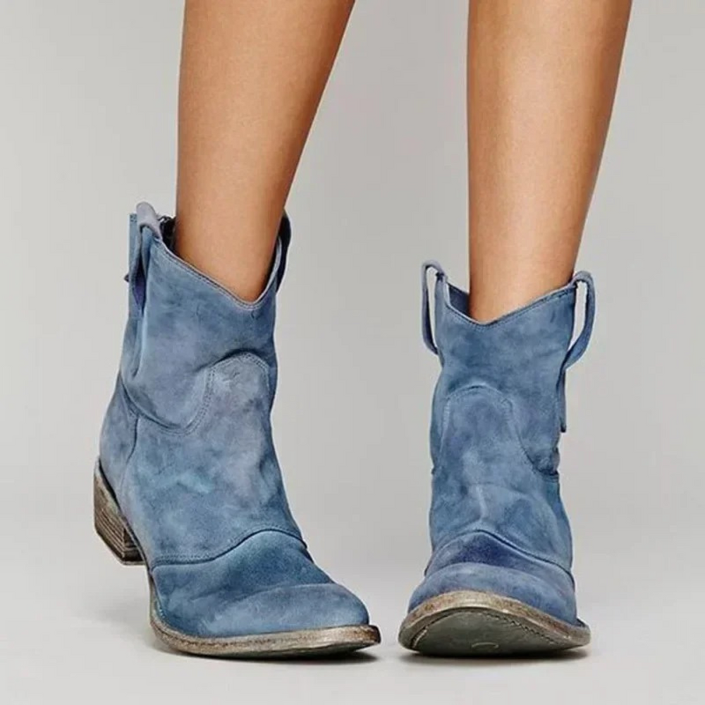 Stylish Women's Pointed Toe Boots