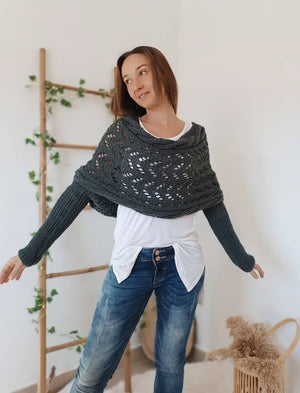 Stylish Boho Knitted Wrap – Cozy and Versatile for All Seasons