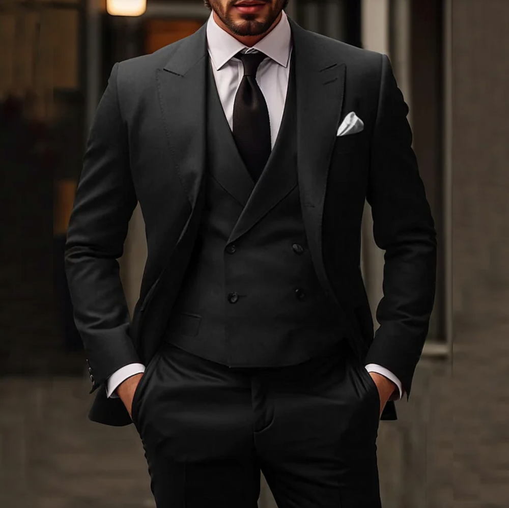 Stylish 3-Piece Men's Suit with Blazer, Waistcoat, and Trousers