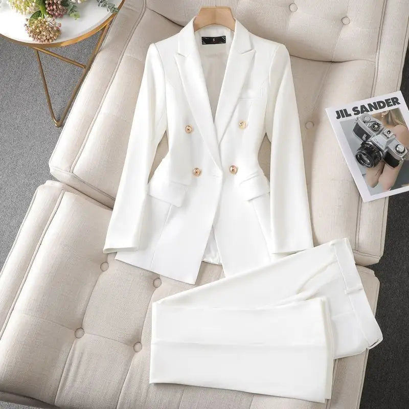 Stylish Women's Blazer and Trouser Set in Solid Color
