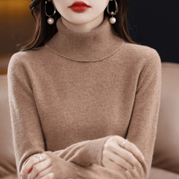 Luxurious Women's Cashmere Turtleneck Sweater
